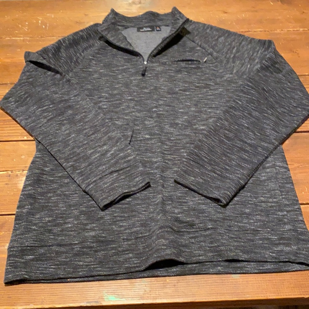 Men’s quarter zip pullover
